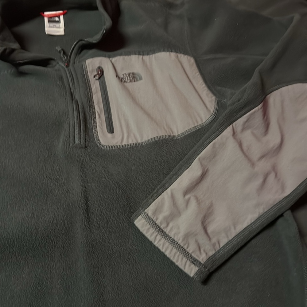 Men’s the Northface size large fleece pullover sweater jacket - Picture 3 of 4